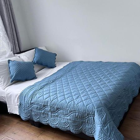Bed and Breakfast Number 25 Хорли Экстерьер фото