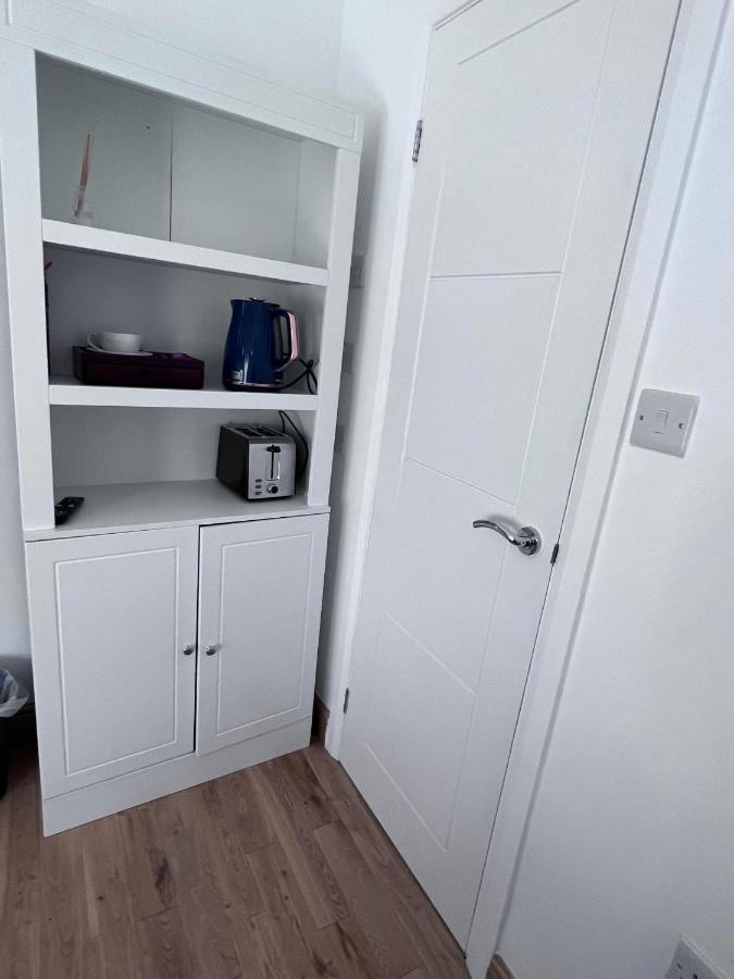 Bed and Breakfast Number 25 Хорли Экстерьер фото