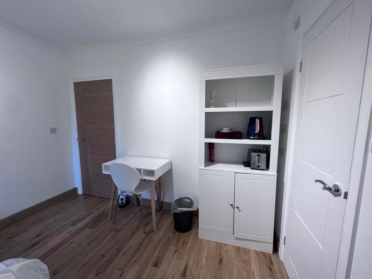 Bed and Breakfast Number 25 Хорли Экстерьер фото