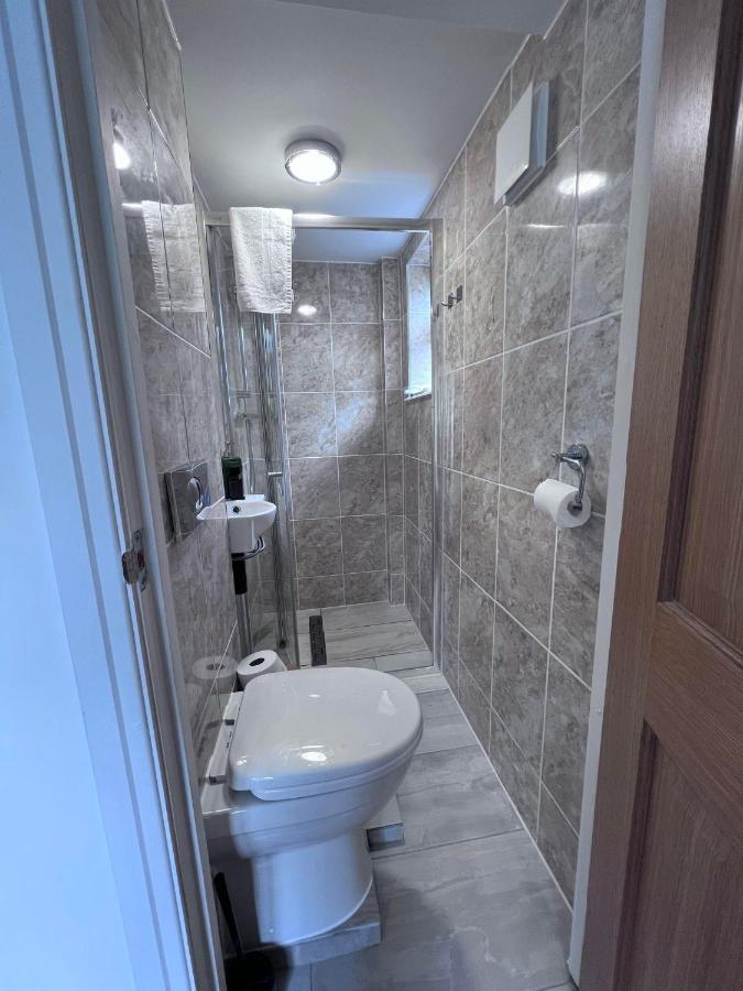 Bed and Breakfast Number 25 Хорли Экстерьер фото